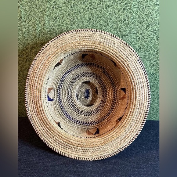 Beautiful Vintage Straw / Grasses Tribal Hat Stunning Craftsmanship - Picture 3 of 7